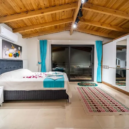Kaskalkan Honeymoon With Seaview Vila *